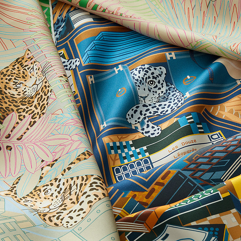 Les Douze Leopards double face scarf 90 | Hermès USA